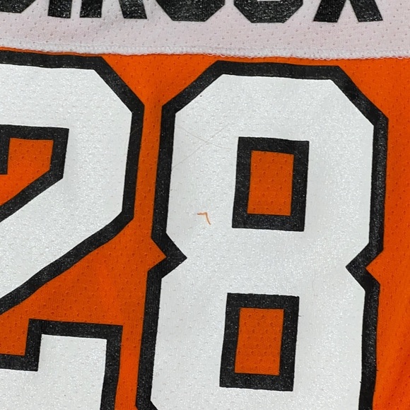 Claude Giroux Boys Youth Orange Philadelphia Flyers NHL Hockey Reebok Jersey - Picture 5 of 6